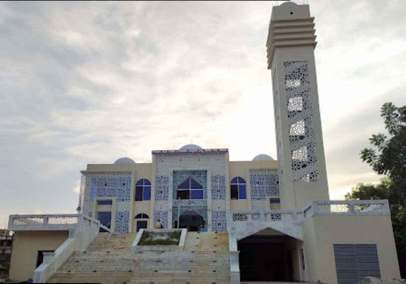 2.Upazila Model Mosque, Tangail